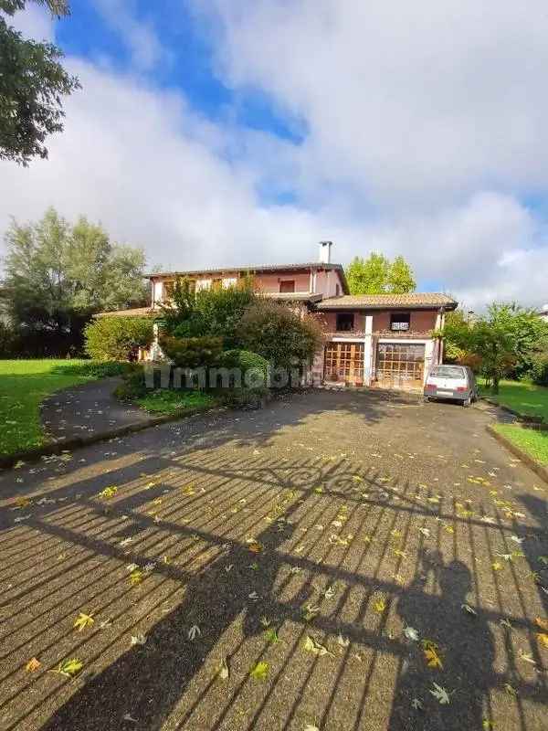 Villa unifamiliare, buono stato, 290 m², Cordovado