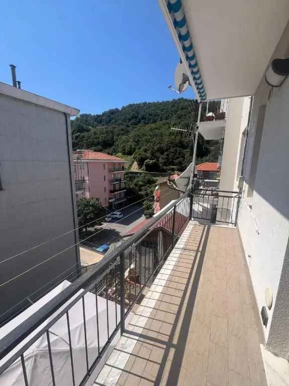 Appartamento in Via Sanda 109, Celle Ligure, 5 locali, 60 m², 2° piano