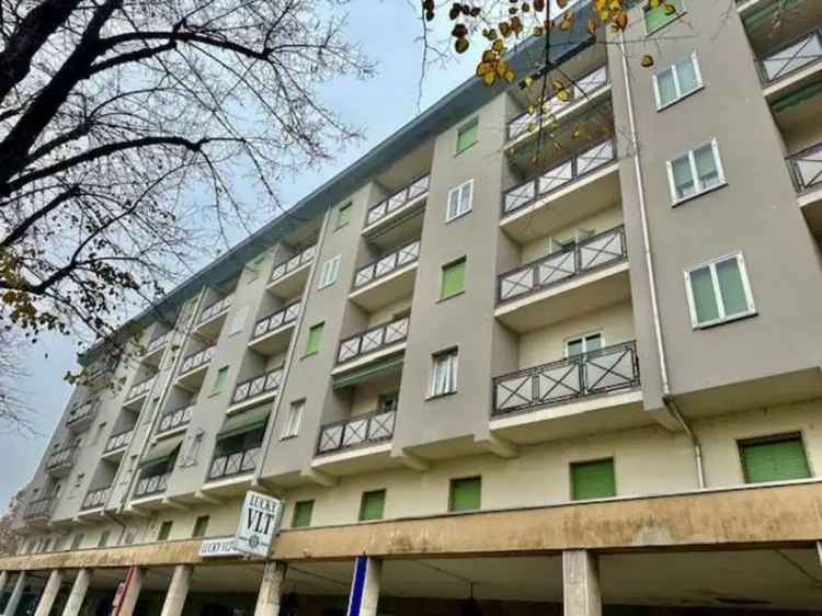 Appartamento in VIA FABIO FILZI 7, Poggio Rusco, 6 locali, 1 bagno