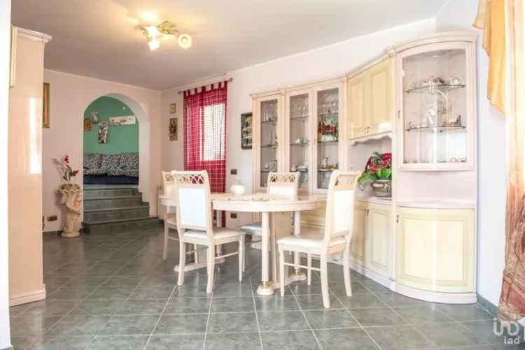 Vendita casa 5 locali di 204 m² in Castelfidardo (60022) - 95260 - iad