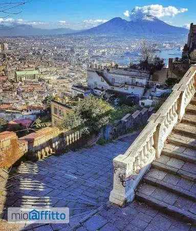 Appartamento In Affitto in Napoli, Campania