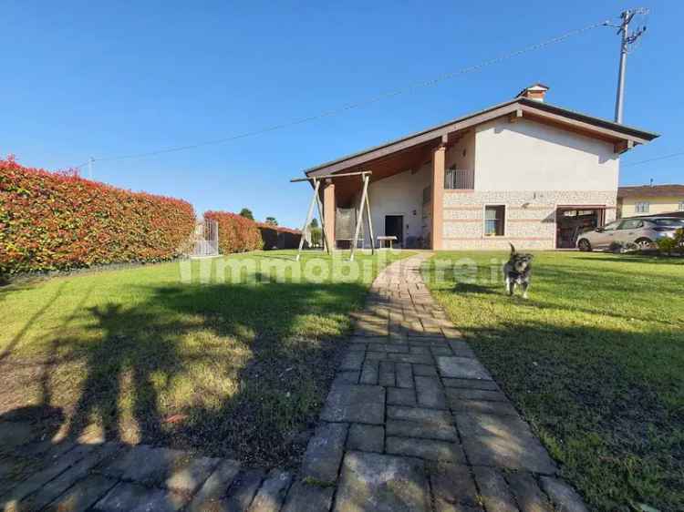 Villa bifamiliare Strada Ca' Balbi, Bertesinella - Ca' Balbi, Vicenza