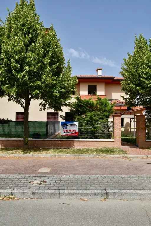 Villa a schiera in Via carlo alberto dalla chiesa, 4 locali, 2 bagni