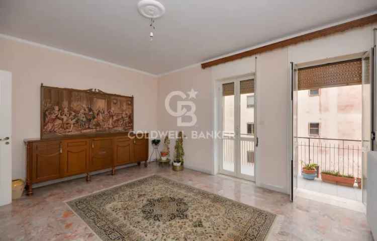 Appartamento in Via Napoli, Galatina, 6 locali, 1 bagno, 160 m²