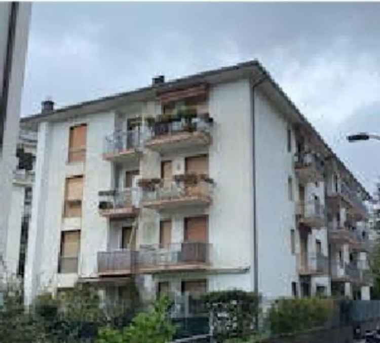 Appartamento in Via Privata Sanguineti 21, Rapallo, 7 locali, 1 bagno