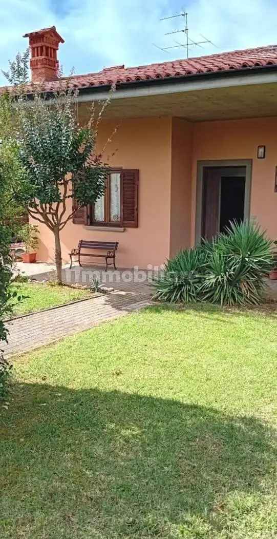 Villa unifamiliare, buono stato, 449 m², Parmezzana Calzana, Monticelli Brusati