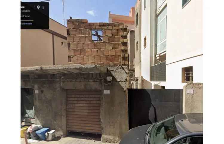 Casa indipendente in vendita a Reggio Calabria, Via Sbarre Centrali 566