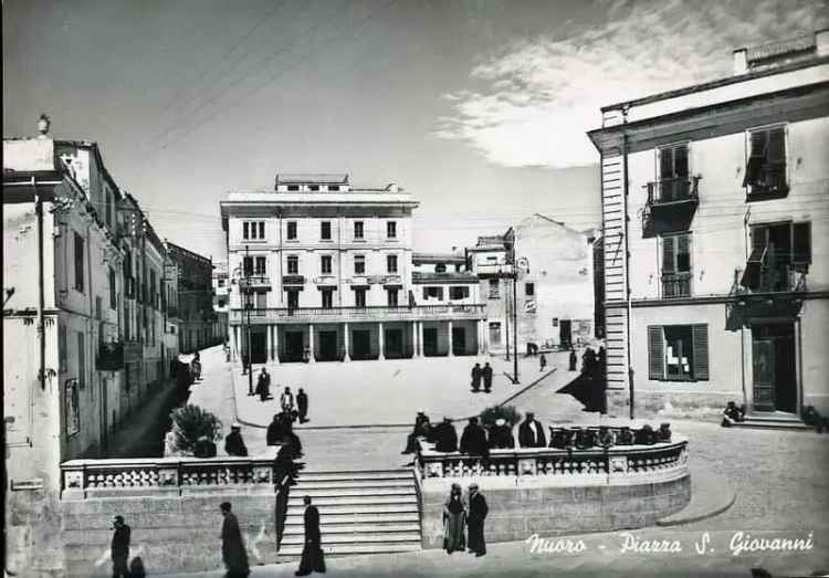 Appartamento piazza San Giovanni 11, Centro, Nuoro