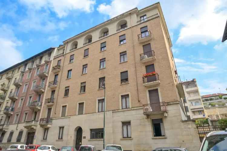 Appartamento in Via Giacomo Bove, Torino, 5 locali, 1 bagno, 129 m²