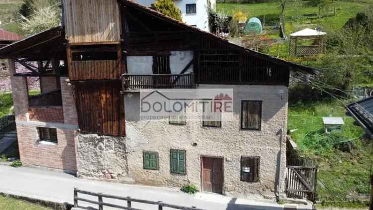 Villa a schiera 4 locali, da ristrutturare, Calalzo di Cadore