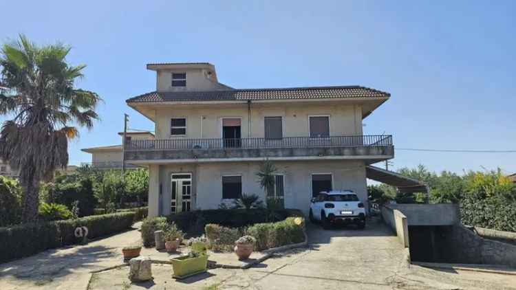 Villa in Via Sorda Scicli 1631, Modica, 10 locali, 4 bagni, garage