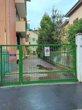 2 Locali Cusano Milanino Zona Stazione - Ottimo Stato - Arredato