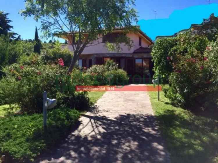 Villa in Via della Porcigliana, Livorno, 9 locali, 3 bagni, 240 m²