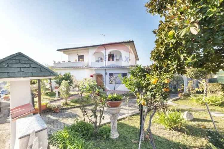 Villa in Via Clemente De Caesaris 62, Penne, 8 locali, 3 bagni, 307 m²