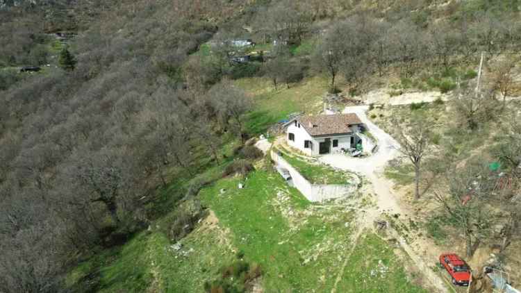 Villa unifamiliare via della Casetta, Centro, Poggio Bustone