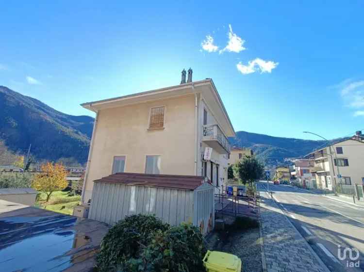 Vendita casa 10 locali di 240 m² in Germagnano (10070) - 132059 - iad