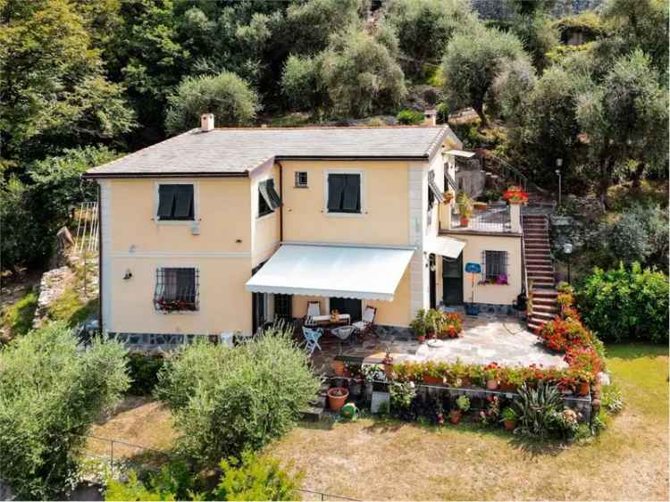 Villa in Via Campodonico, Rapallo, 6 locali, 3 bagni, 160 m²