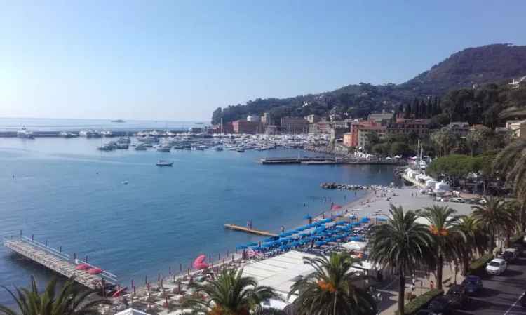 Appartamento in Via Gramsci, Santa Margherita Ligure, 1 bagno, 70 m²