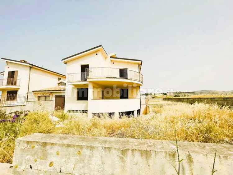 Villa bifamiliare via Carducci, snc, San Leone, Villaseta, Villaggio, Agrigento