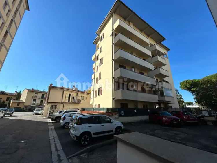 Bilocale via Empoli 35, Legnaia - San Quirico - Monticelli, Firenze