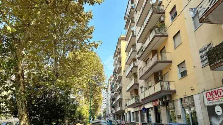 Quadrilocale via Nicola Nicolini 60, San Carlo All'Arena, Napoli