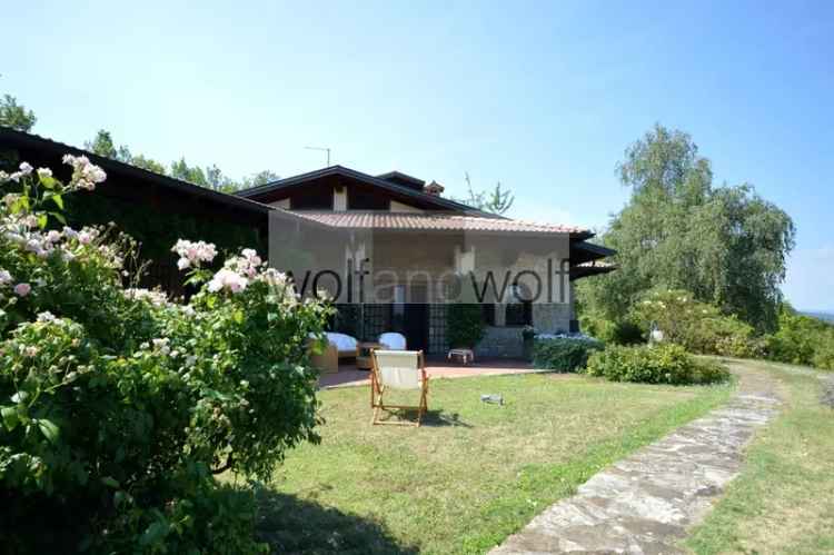 Villa in Strada delle Rose, Gazzola, 12 locali, 5 bagni, con box