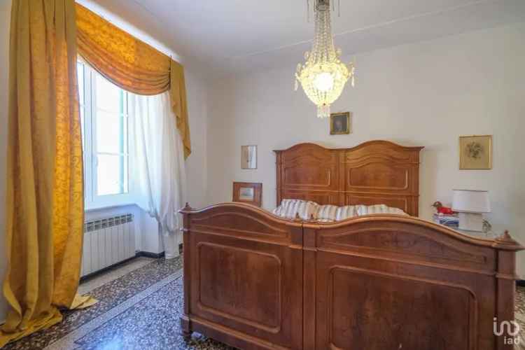 Vendita appartamento 9 locali di 202 m² a Genova (16129) - 95094 - iad