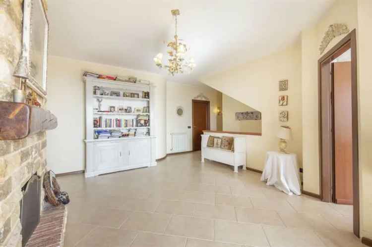 Villa a schiera in Via Simeto 4, San Gregorio di Catania, 4 locali