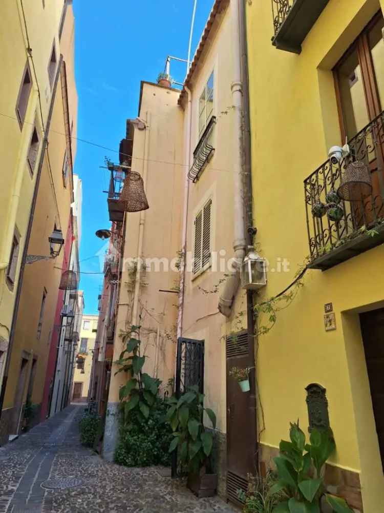 Terratetto unifamiliare via Muraglia Vecchia, Centro, Bosa