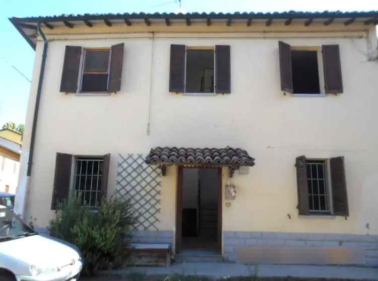 Appartamento in Via San Prospero, Imola, 5 locali, 85 m² in vendita