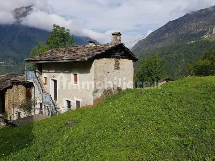 Baita, da ristrutturare, 80 m², Caspoggio