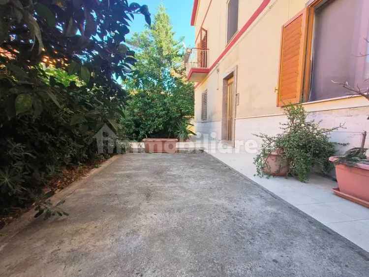 Quadrilocale viale Teracati 73, Santa Panagia - Teracati, Siracusa