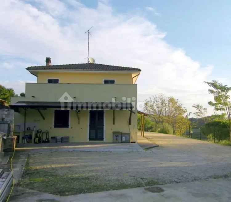 Villa unifamiliare Strada Ete 4, Grottazzolina