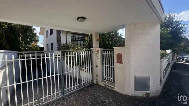 Vendita villa 16 locali di 500 m² in Grottazzolina (63844) - 131032 - iad