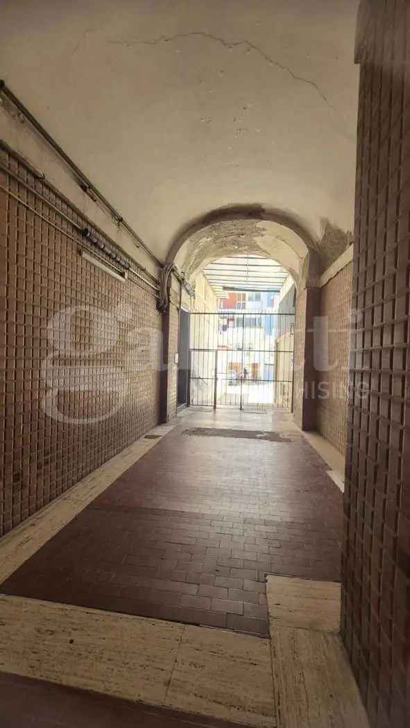 Quadrilocale corso Umberto I, 131, Torre Annunziata