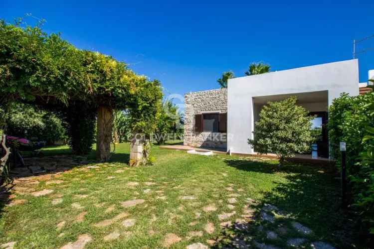 Villa unifamiliare Costa Merlata sn, Ostuni Costa, Ostuni