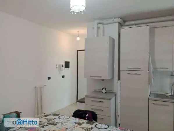  In Affitto in Piazza della Libertà, Alto Reno Terme, Emilia-Romagna