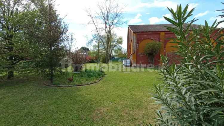 Villa unifamiliare viale della Resistenza 5, Centro, Codigoro