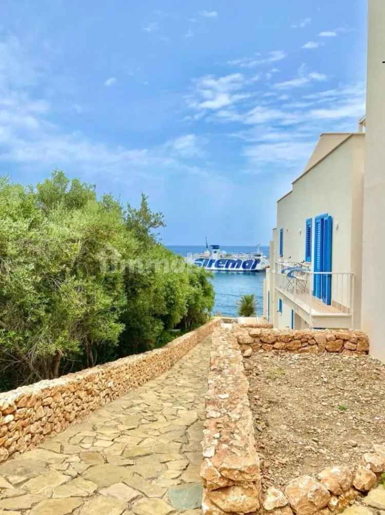 Appartamento in villa via Telegrafo, Favignana