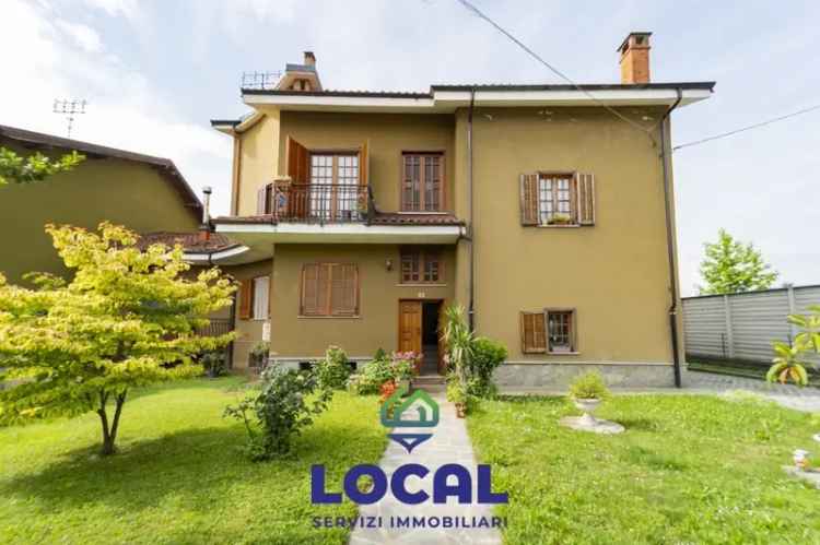 Villa a schiera in Via Civalleri 36, Cuneo, 5 locali, 1 bagno, con box