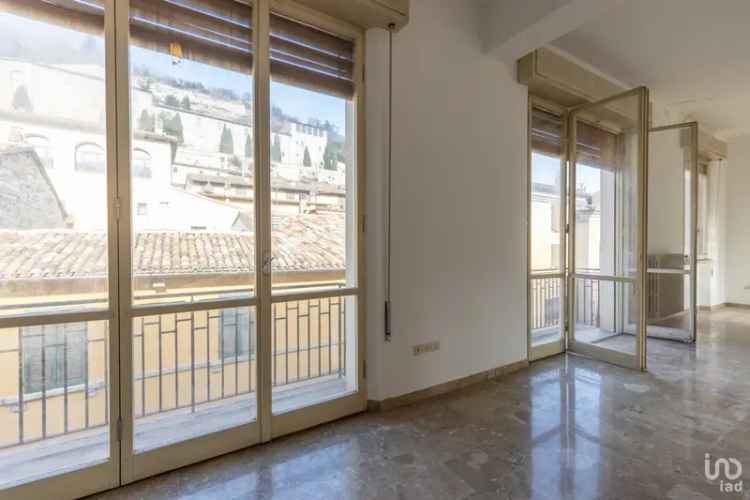 Vendita appartamento 11 locali di 287 m² a Fossombrone (61034) - 107642 - iad