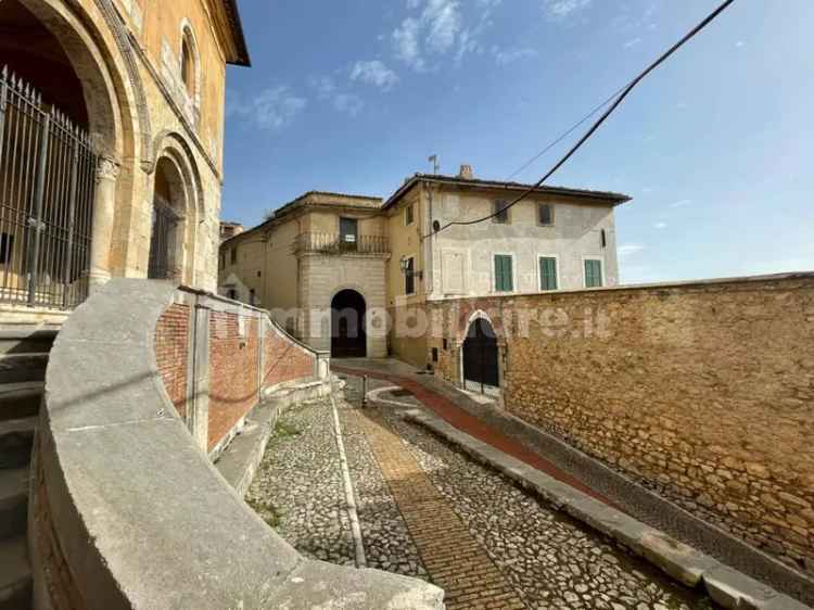 Appartamento via Giuseppe Garibaldi, Centro, Veroli