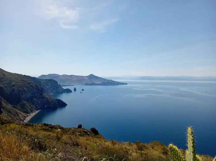 Villa unifamiliare via Area Morta, Quattropani, Lipari