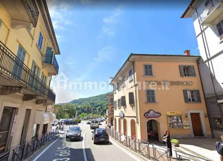 Quadrilocale corso Giuseppe Garibaldi, Centro, Baveno