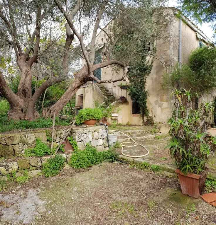 Villa in Strada Statale 287, Noto, 10 locali, 1 bagno, garage, 450 m²