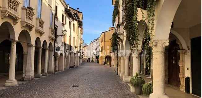 Trilocale Contra' delle Canove, Centro Storico, Vicenza