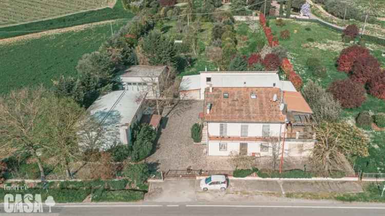 Villa unifamiliare via Settecrociari, 1726, Settecrociari, Cesena