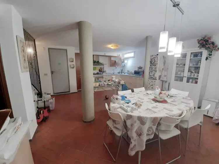 Villa bifamiliare via dei Condotti, Asciano, Agnano, San Giuliano Terme