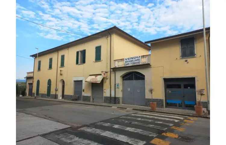 Villa in vendita a Santo Stefano di Magra, Via Arzelà 20