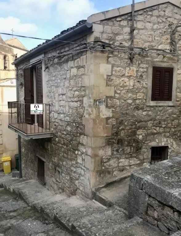 Villa singola in Corso Umberto I, Modica, 3 locali, 2 bagni, 95 m²